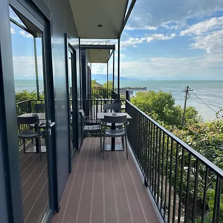 빌라 Mehja Shiroke *