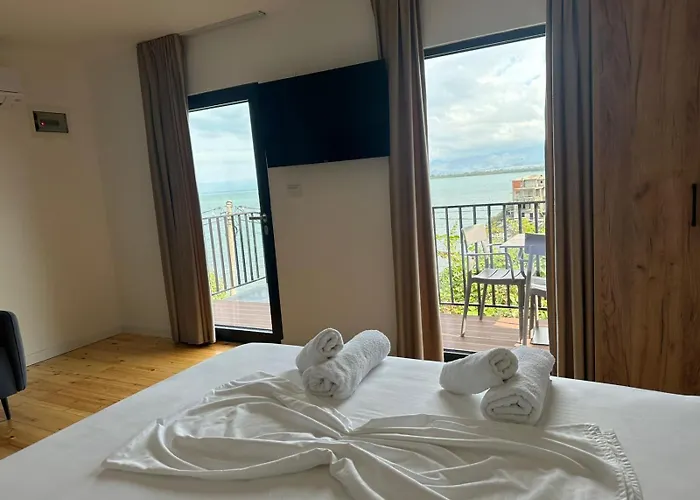 Mehja Shiroke 别墅